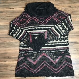 Lucky Brand Large Sweater. Very nice!